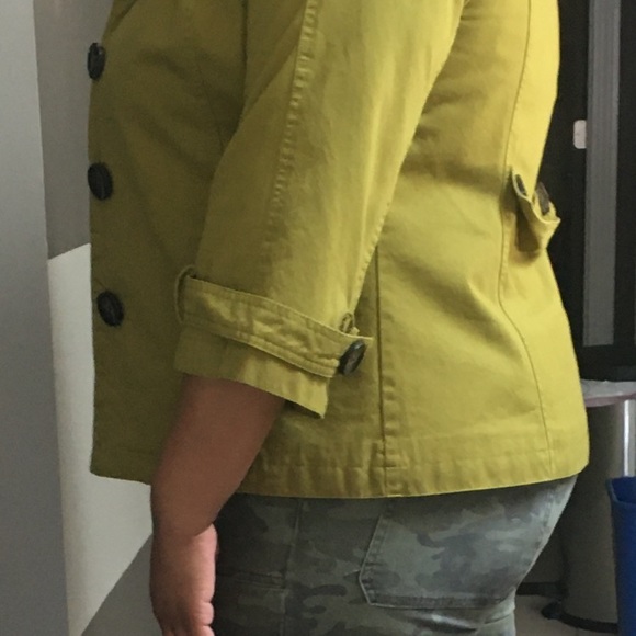 Spring Jacket - Picture 4 of 6